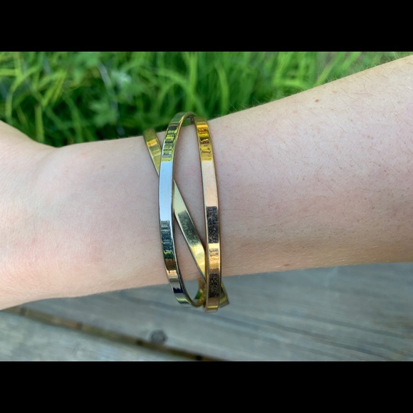 Mixed Metal Interlocking Bangles - Picture 5 of 6